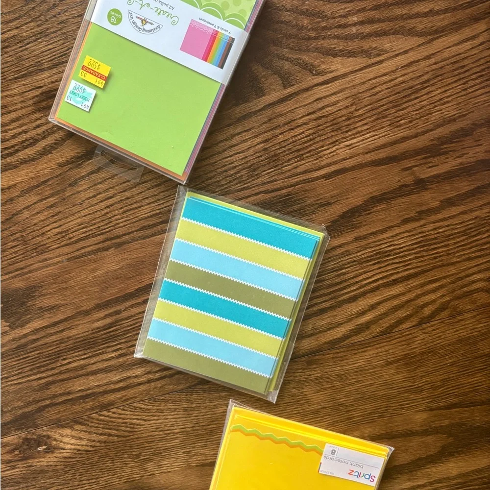 Assorted Note Cards Set - Picture 3 of 4